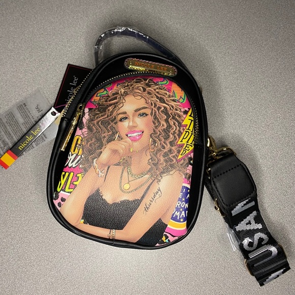 Purse - Picture 2 of 4